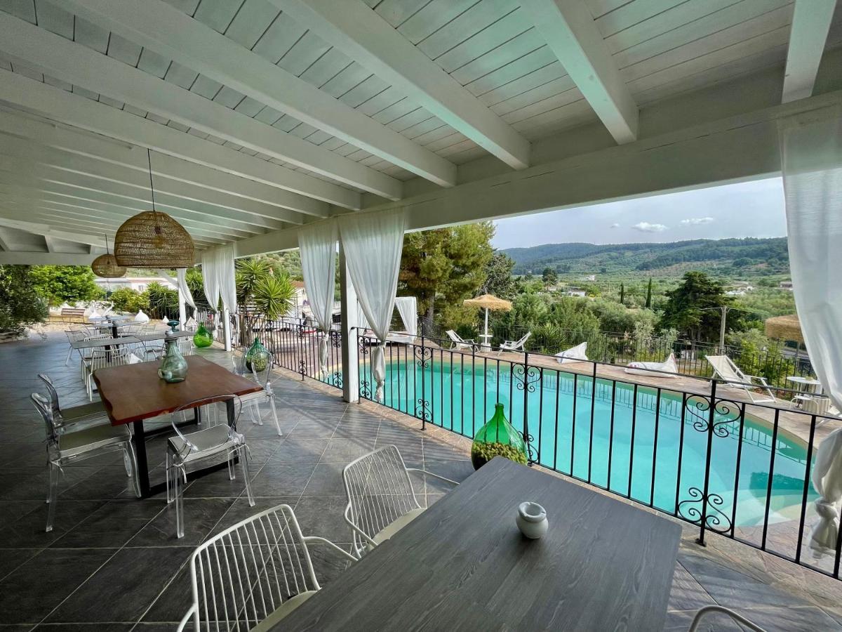 לינה וארוחת בוקר פסקיצ'י Borgo Del Nespolo מראה חיצוני תמונה