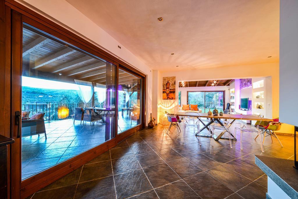 לינה וארוחת בוקר פסקיצ'י Borgo Del Nespolo מראה חיצוני תמונה